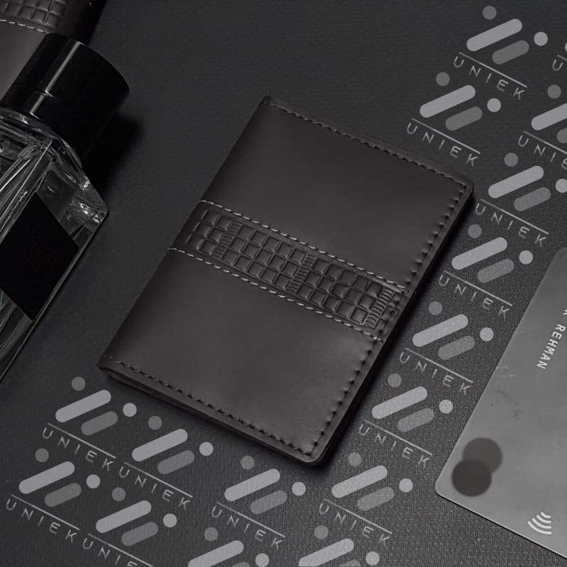 Textured Leather Card Holder – Slim Minimalist Wallet